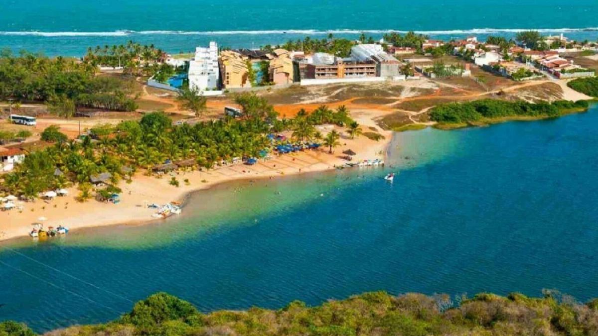 Barra de Tabatinga Apartment | Sonia Flats - Ground floor apartment in Camurupim Beach - Condominium by the sea.