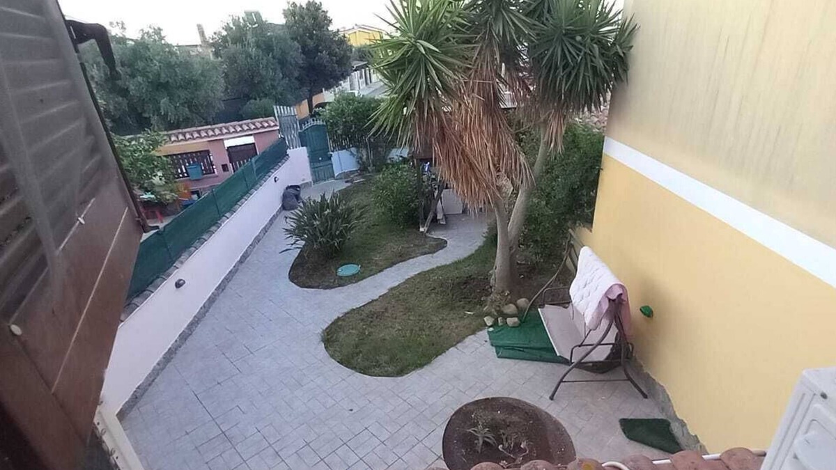 Maddalenedda House | Sonia House. 5min. from the beach, close to all services. 75 sqm.