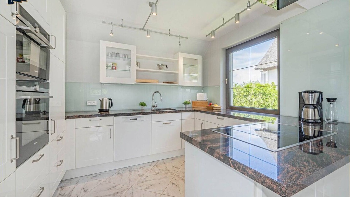 Ostvorpommern House | Sonnendeck - Exclusive vacation home in Ückeritz with sauna, garden and plenty of space