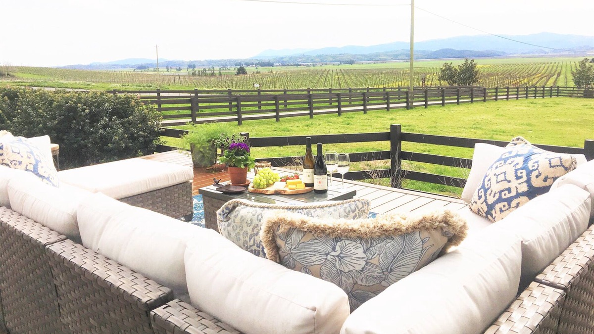 Bay Area House | Sonoma County Modern Farmhouse, Views, Vineyards, Hot Tub & Sonoma Horse Park