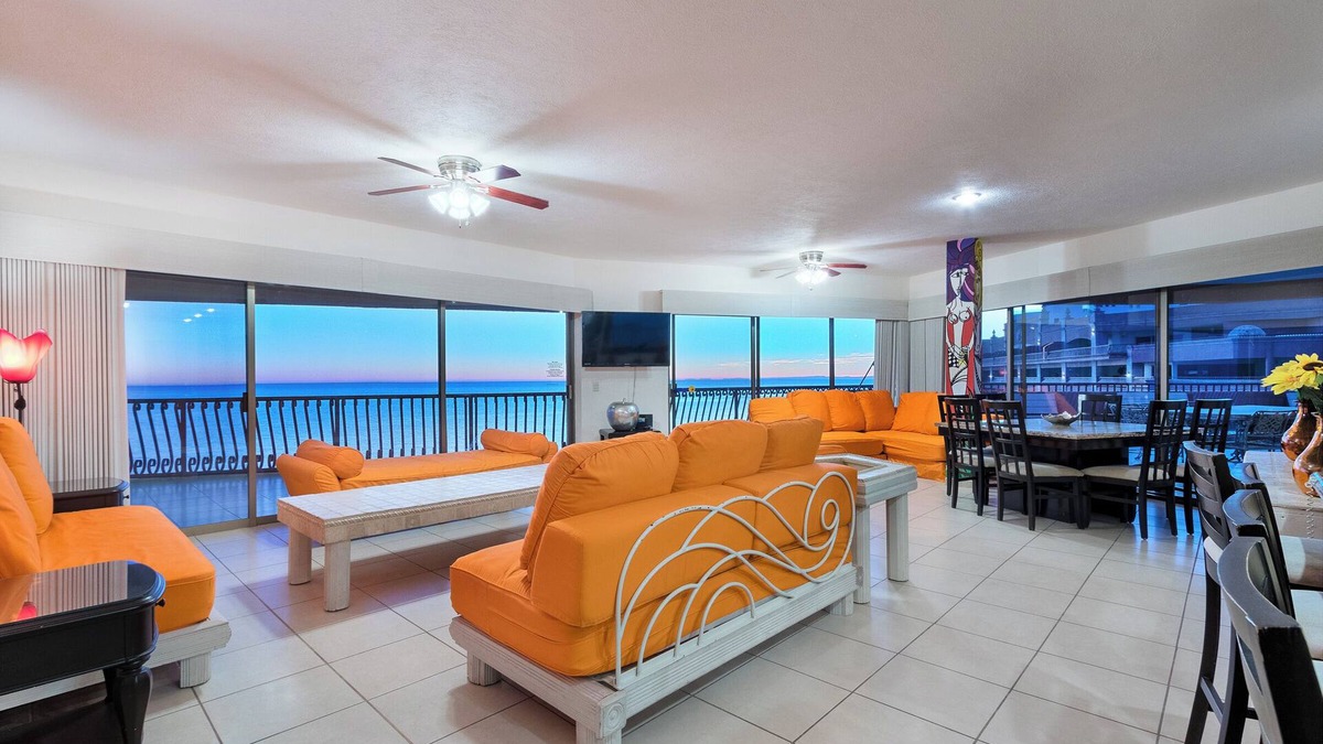 Puerto Penasco Condo | Sonoran Sun SE 908 Sunny Daze Massive Grandiose Oceanfront Condo