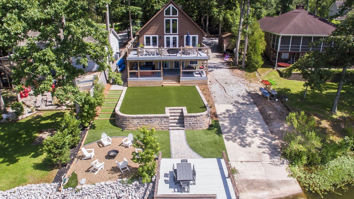Chapin House | Soothing 3-bedroom house on Lake Murray!