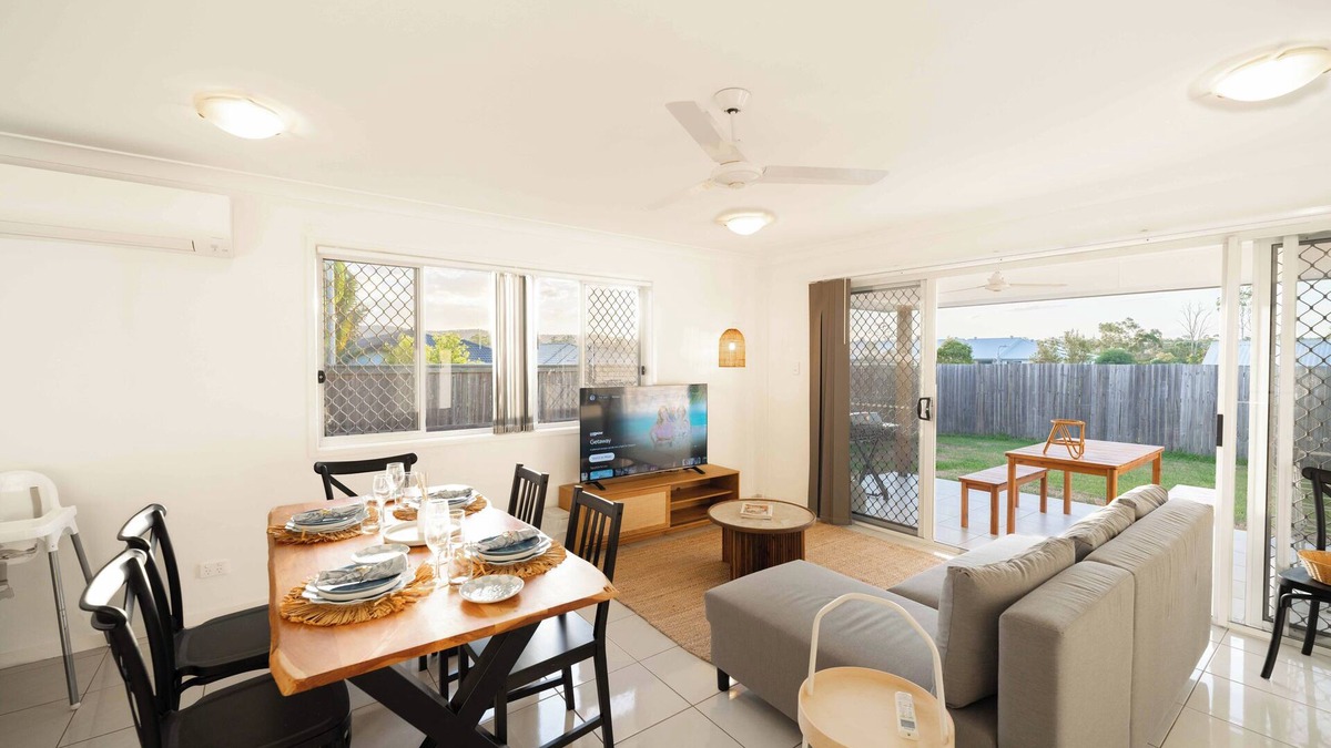 Yarrabilba House | Soothing 4-bedroom house with AC in Yarrabilba