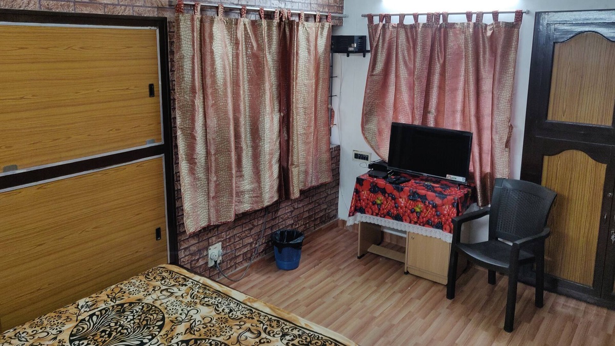 T Nagar Apartment | Sophisticated Apartment for office and home stay