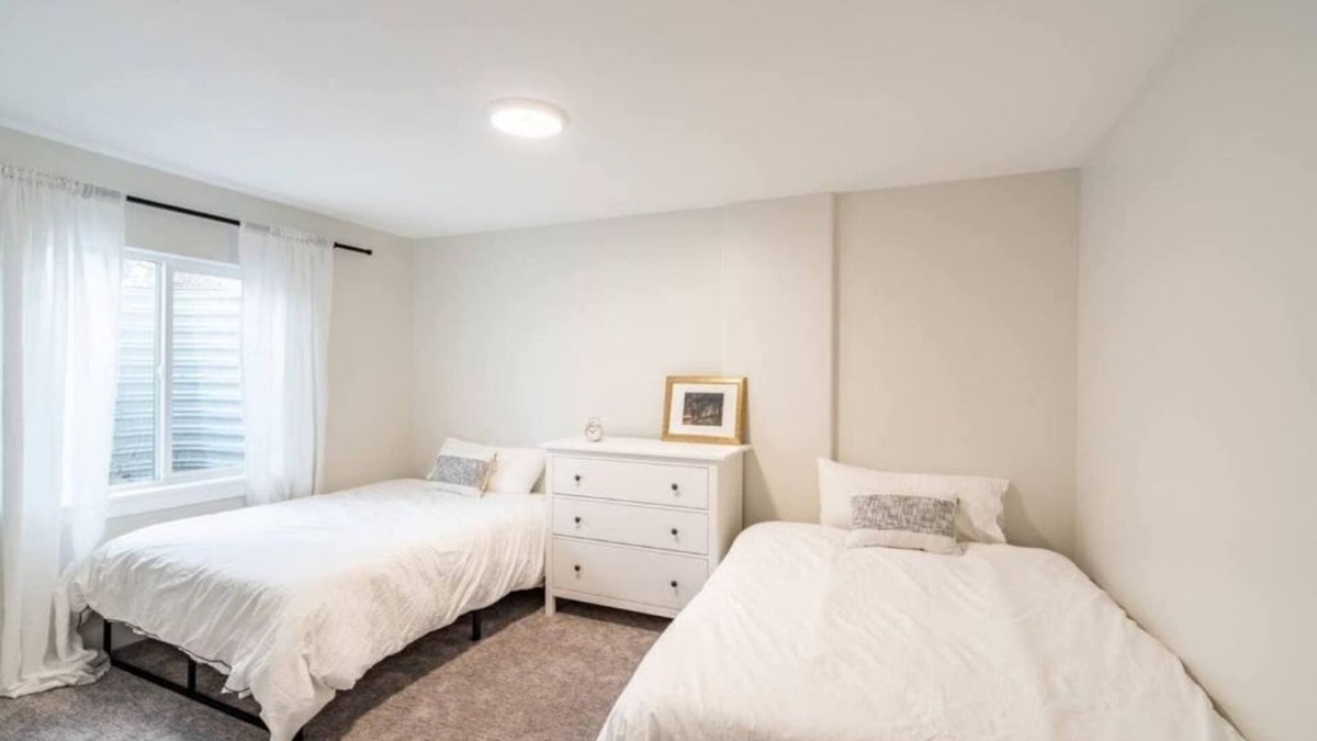 Pleasant Grove House | Sophisticated & Charming Guest Apartment