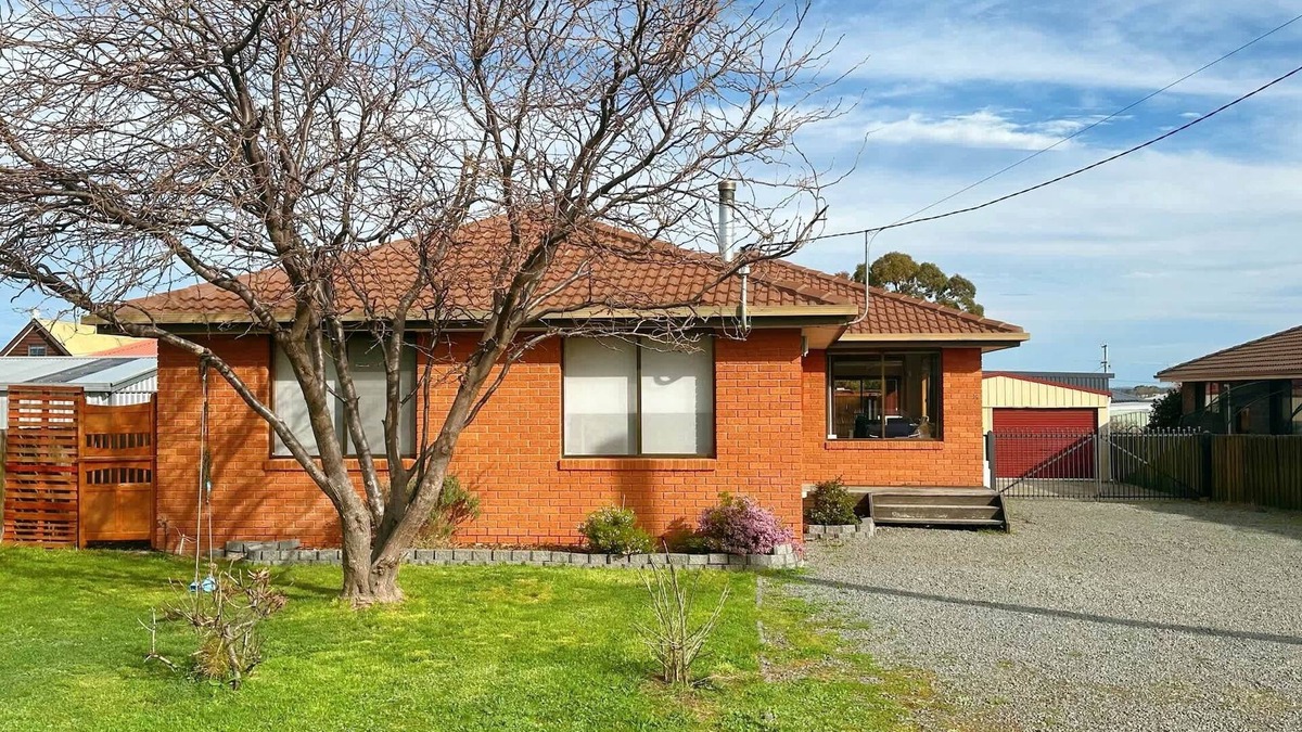 Sorell House | Sorell Sunlight Escape - 10 minutes from Airport