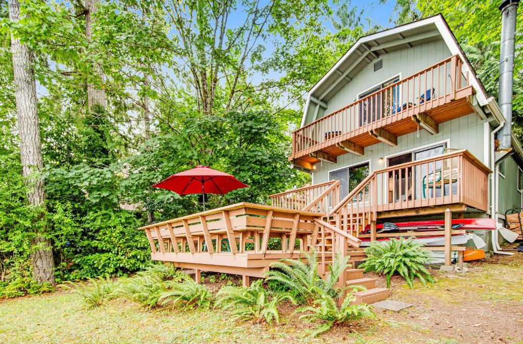 Shelton House | Sound Retreat