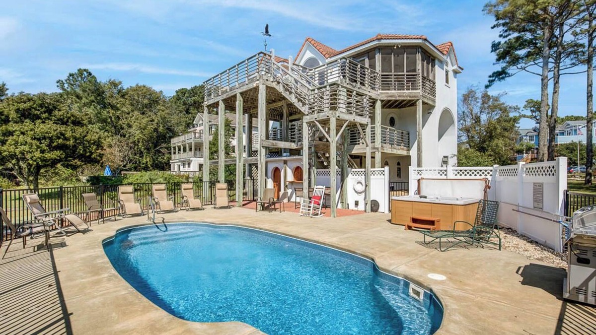 Monteray Shores House | Sound's Great! | Sound Front | Private Pool | Corolla