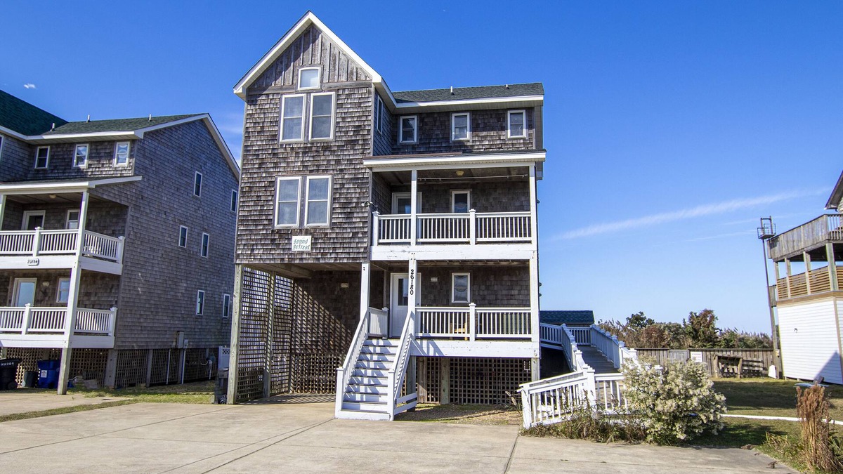 Waves House | Soundfront, Shared Dock and Pier, Elevator, Private Pool, Hot Tub