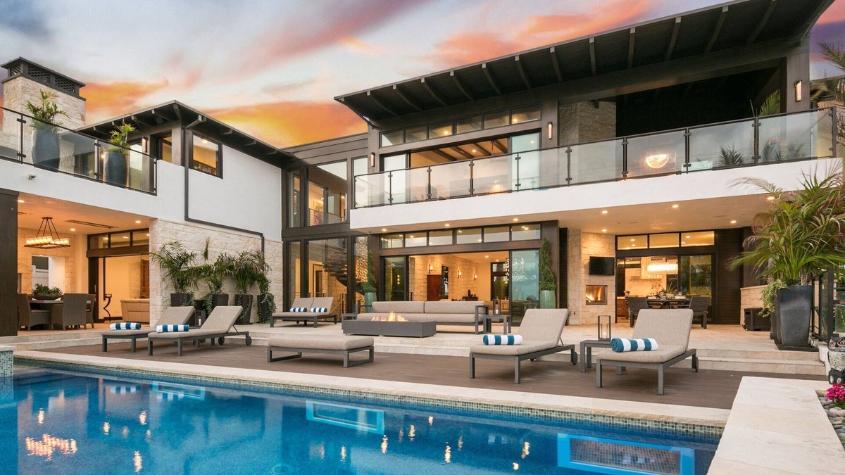 Hermosa Beach House | South Bay Beach Front Luxury Mansion - Ocean Views
