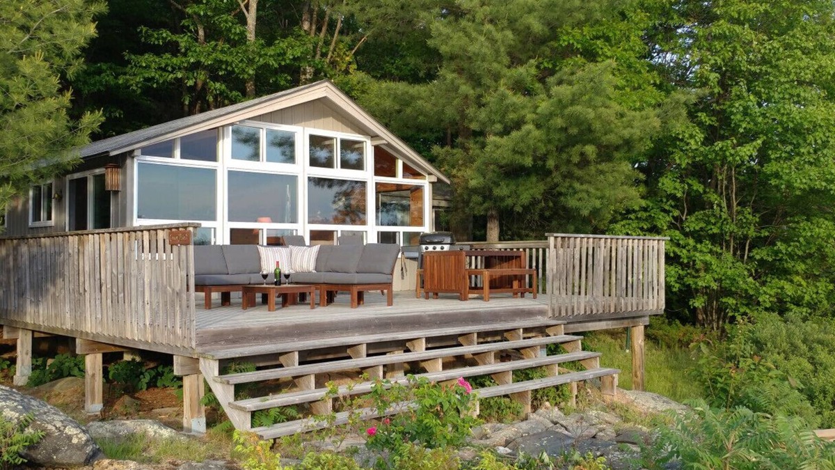 The Archipelago Cottage | South Channel Island Retreat - Boat Access Only