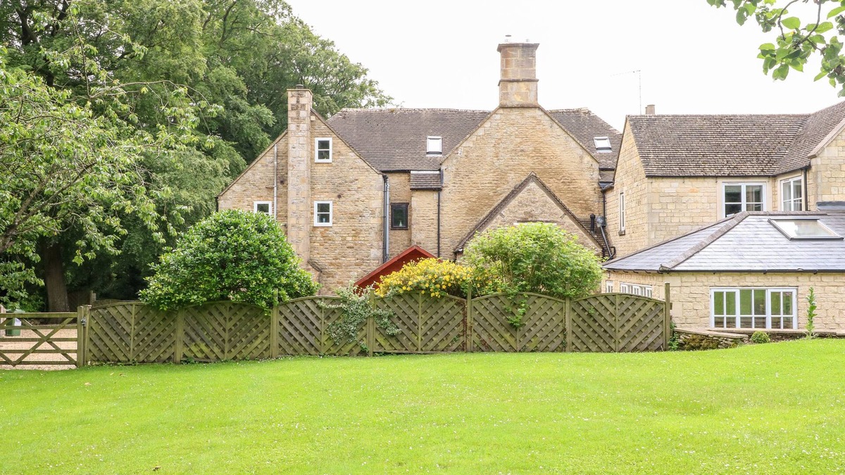 Stow-on-the-Wold Cottage | South Hill Farmhouse