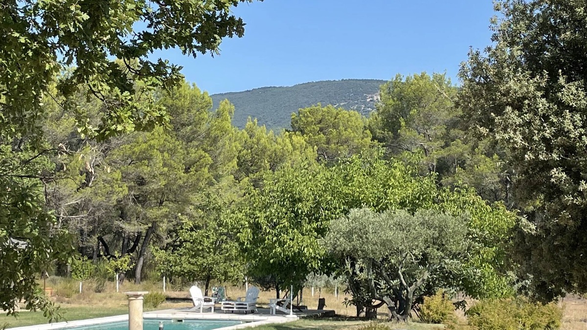 Peypin-d'Aigues House | South Luberon cottage with stunning country views, private pool and parking