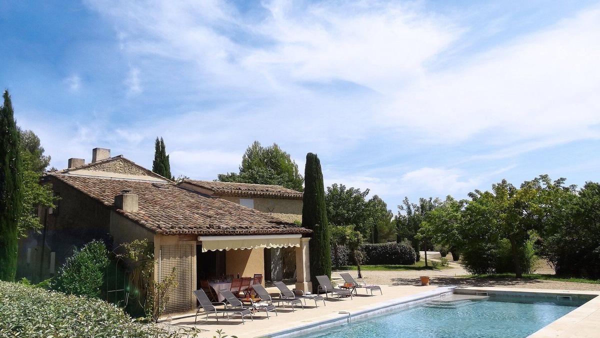 Cucuron House | South Luberon, Mas du Perussier *, 6 people, swimming pool, property of 1 ha