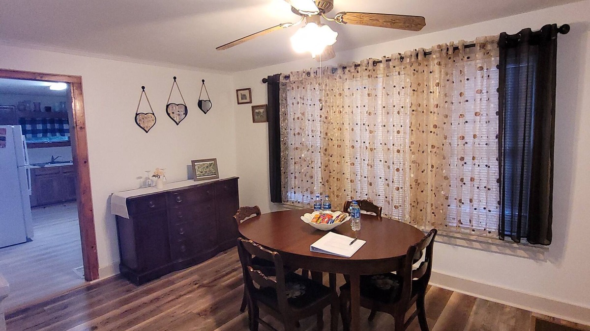 Millport House | South of the Glenn 1-bedroom house in Millport.