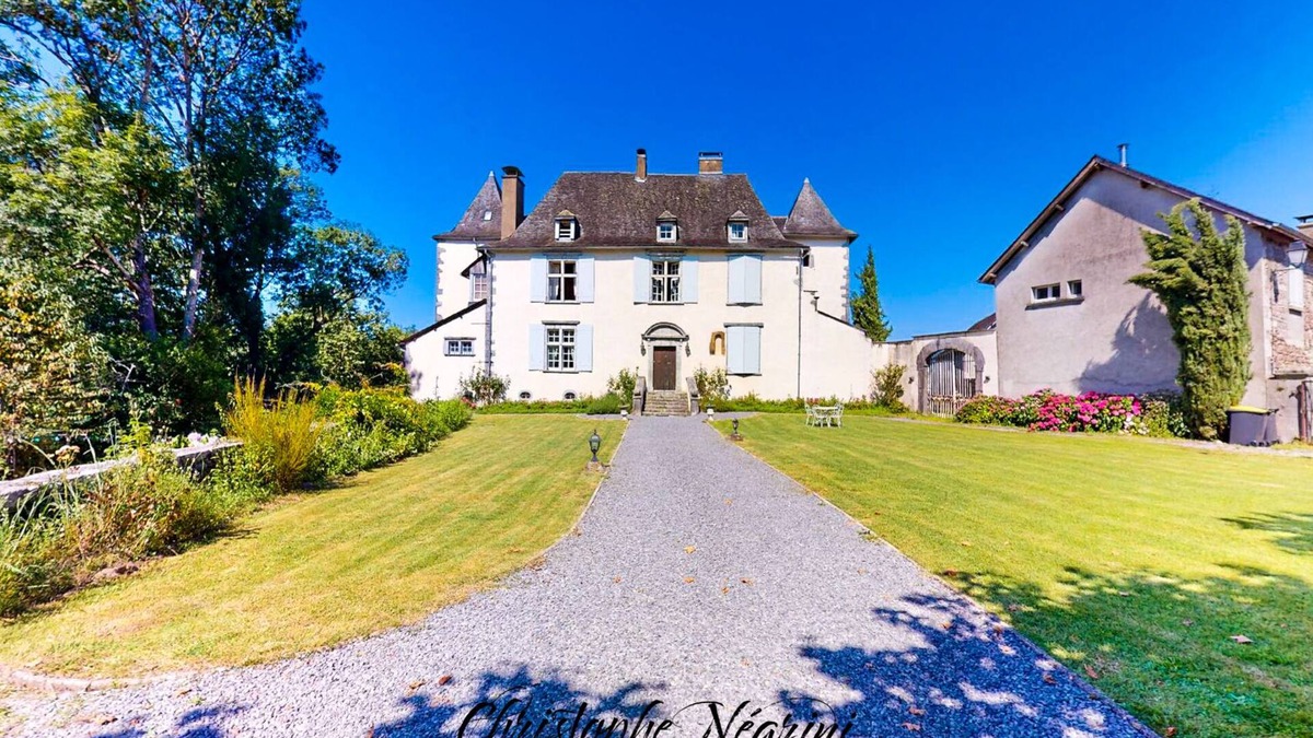 Lanne-en-Baretous Other | South-west chateau de Porthos holidays bearn and basque country up to 14 people