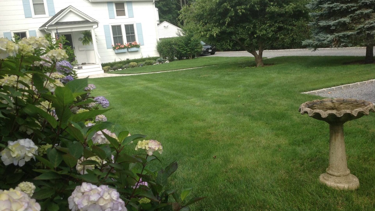 Village of Southampton Apartment | Southampton Village near Main Street