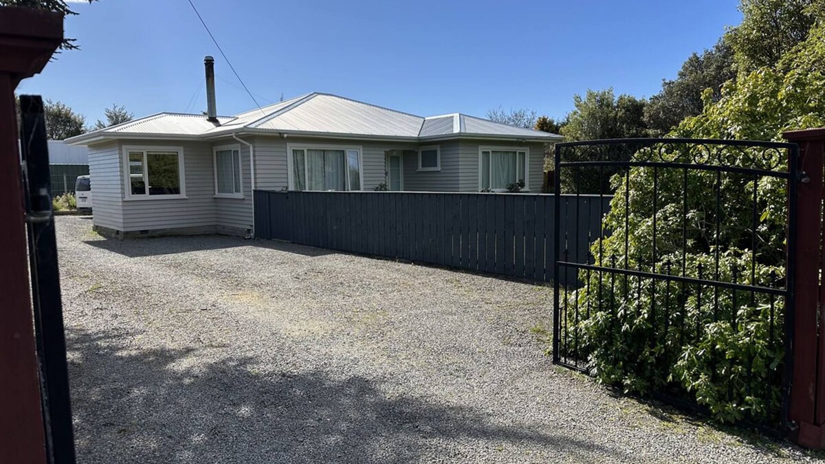 Springfield House | Southern Alps on your doorstep! Cozy, quiet private home in a friendly community