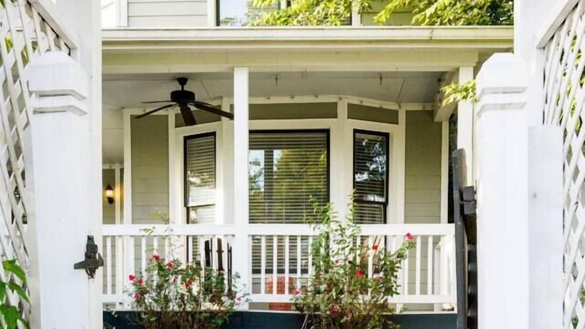 Hope Gardens House | Southern Charm: Downtown, Walk to Farmers Market & Printers Alley!