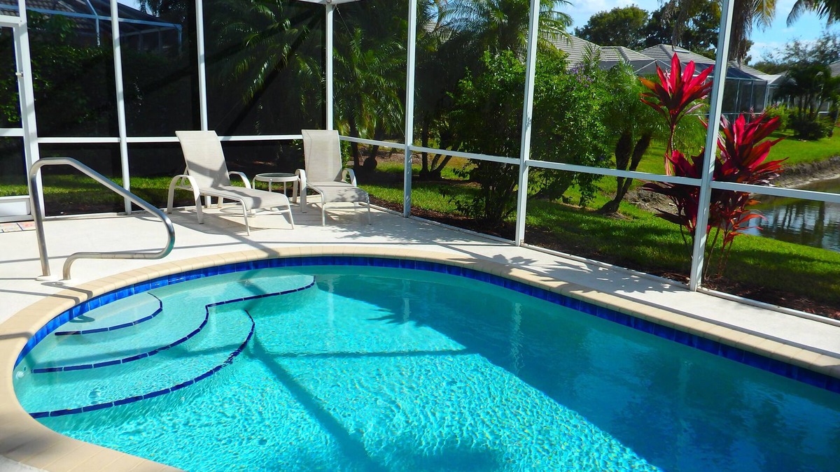 Falcons Glen House | Southern Exposure Home-Salt Water Pool-Players Club
