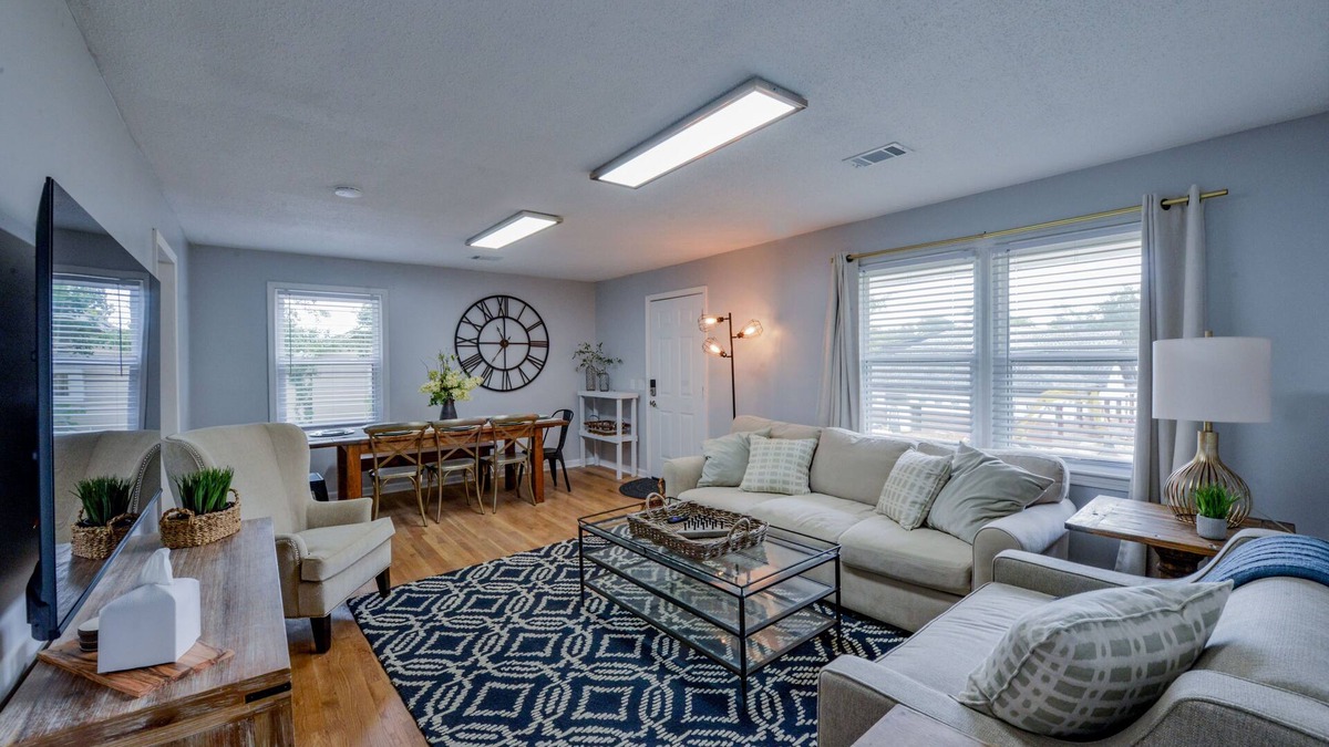 Northport House | Southern Jewel - Monthly and weekly rates available!