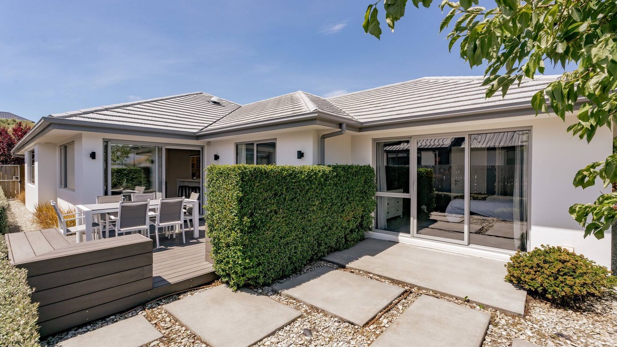 Lower Shotover House | Southern Lakes Escape - Queenstown Holiday home