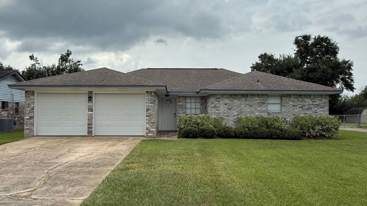 Angleton House | Southern Retreat