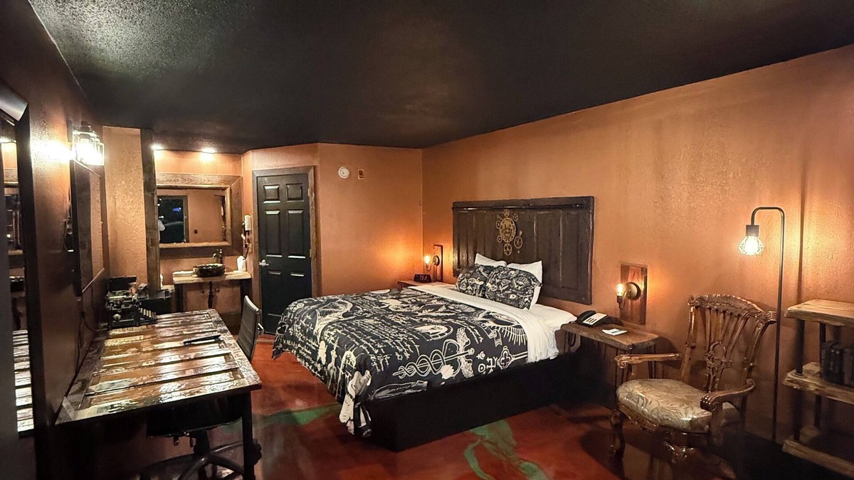 Oxford Hotel | Southern Soho Boutique Hotel