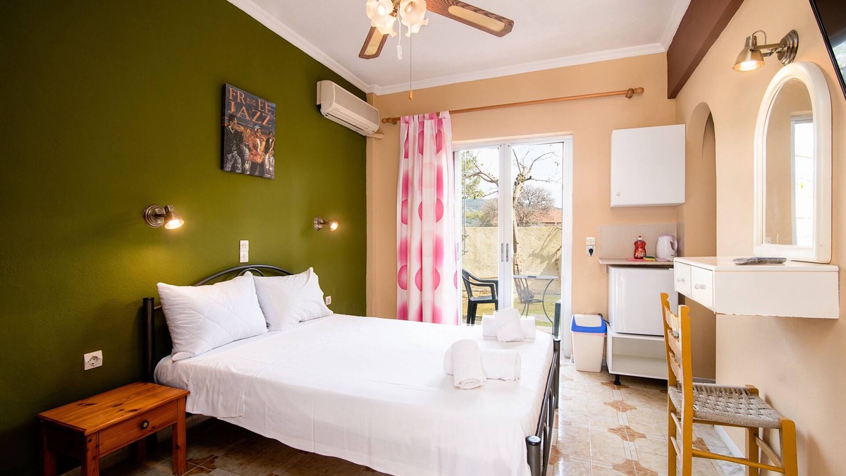 Ag. Georgios Apartment | Southgate 4