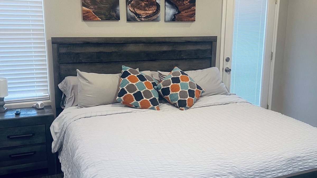 Page House | Southgate Retreat minutes from Antelope Canyon, Horseshoe Bend and Lake Powell