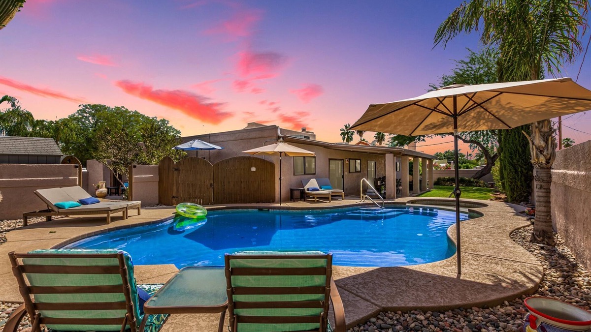 Golden Springs House | Southwest Villa 3/2 w/pool and spa near Golf/hiking