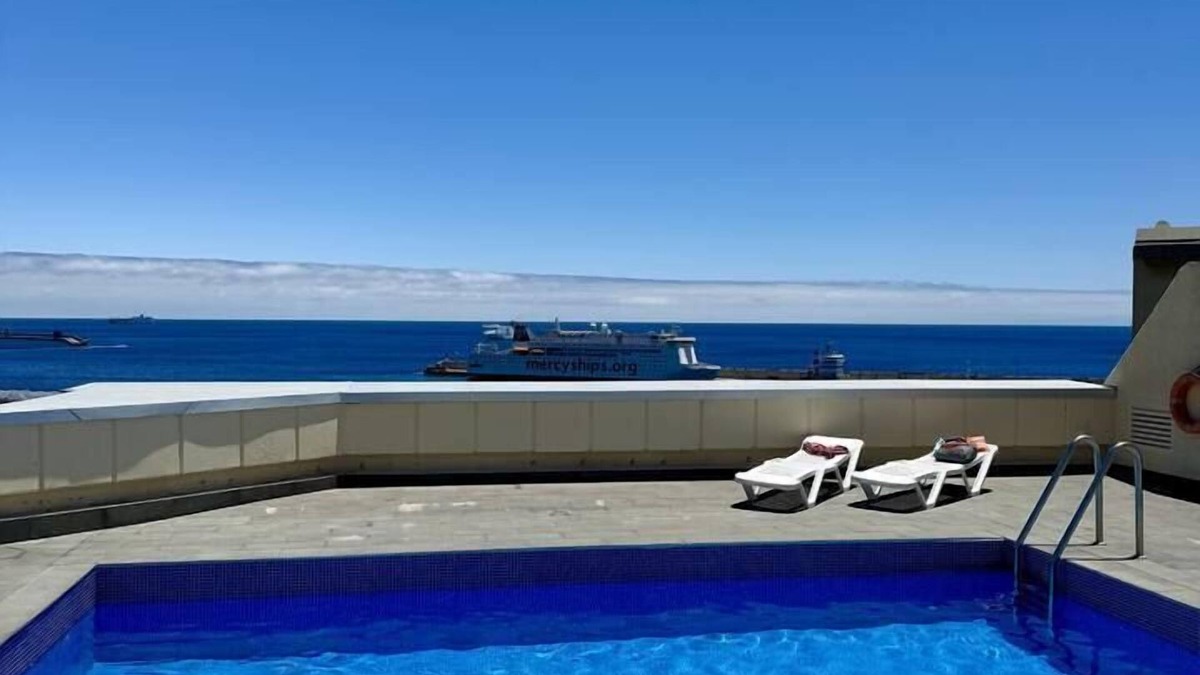 Santa Cruz de Tenerife Apartment | Sovhispan Sc Tenerife Pool