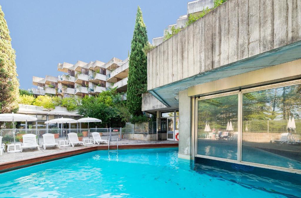 Rouret Hotel | SOWELL Family Le Vallon
