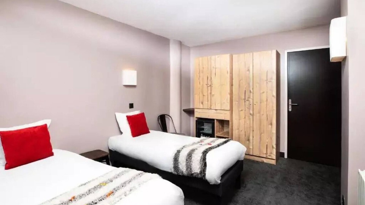 Valfrejus Apartment | SOWELL Family Valfréjus* - Superior Twin Room