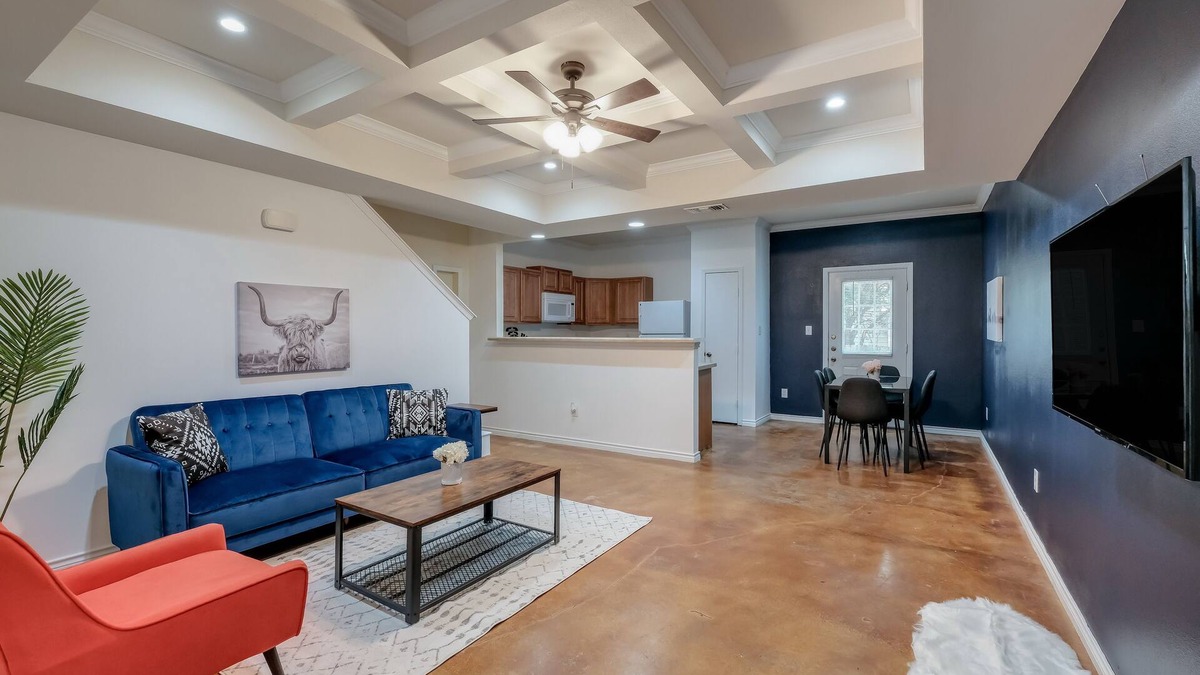 Medical Center District House | SP3 Newly Reno Home 20% OFF! Mins to Medical Center