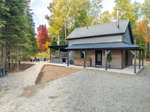 Sainte-Euphemie-sur-Riviere-du-Sud Ski Chalet | Spa and Nature - Chalet des Pins Rouge