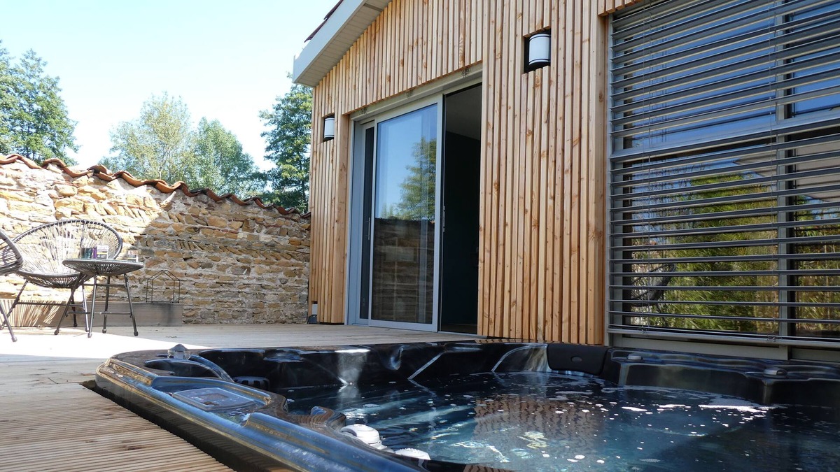 Liergues House | Spa and sauna in the heart of the golden stones: the shelter