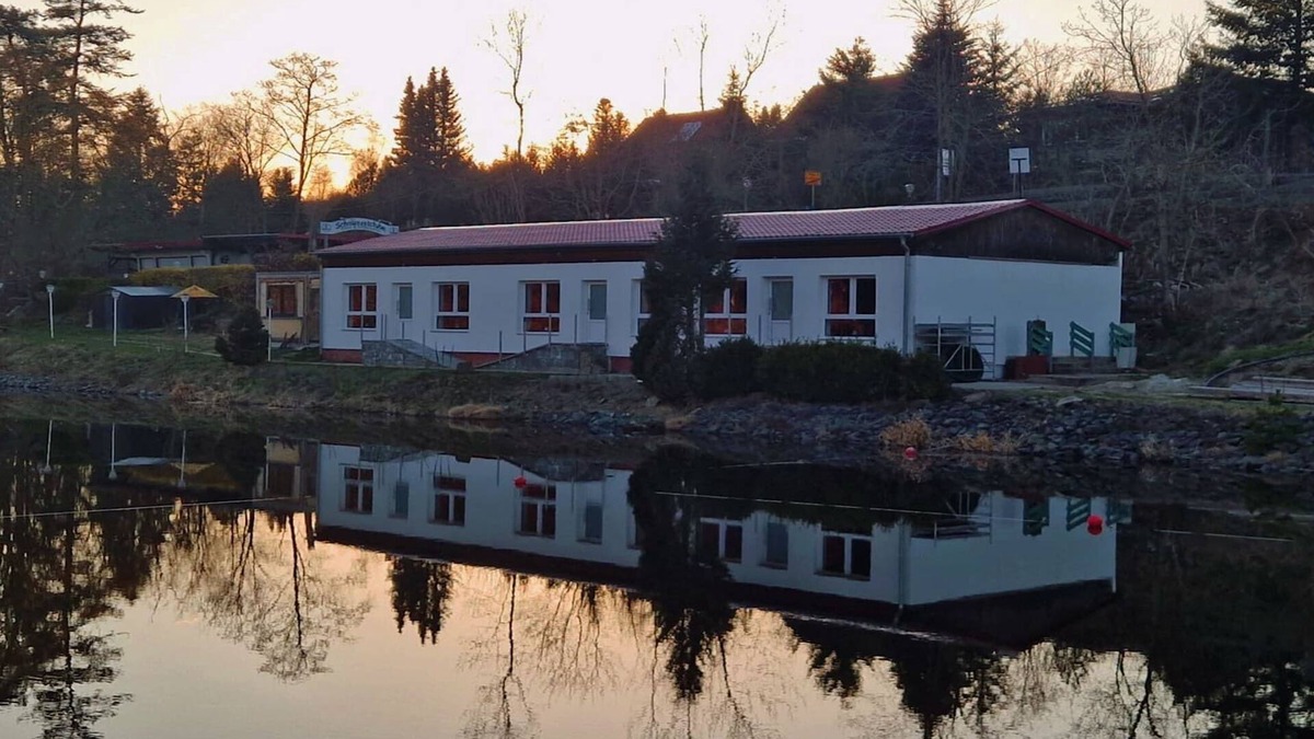 Guentersberge Apartment | Spacious Lakeview Getaway