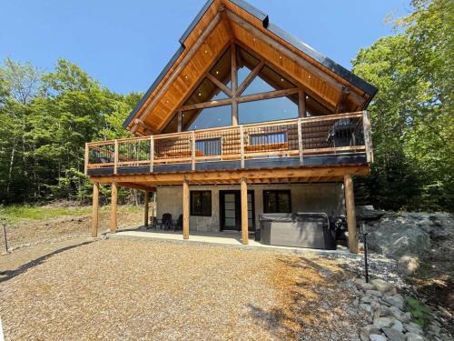 Saint-Philemon Ski Chalet | Spa Game Room Absolute Comfort - Le Commandant