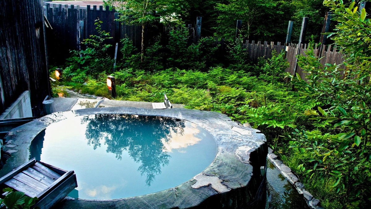 Takayama Cabin | Spa Lodge Redwood Inn