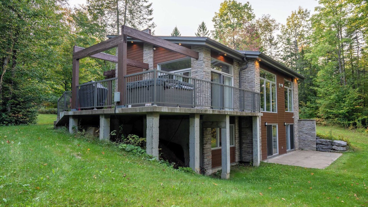 Sainte-Beatrix House | Spa, River and Comfort - Domaine de la Seigneurie