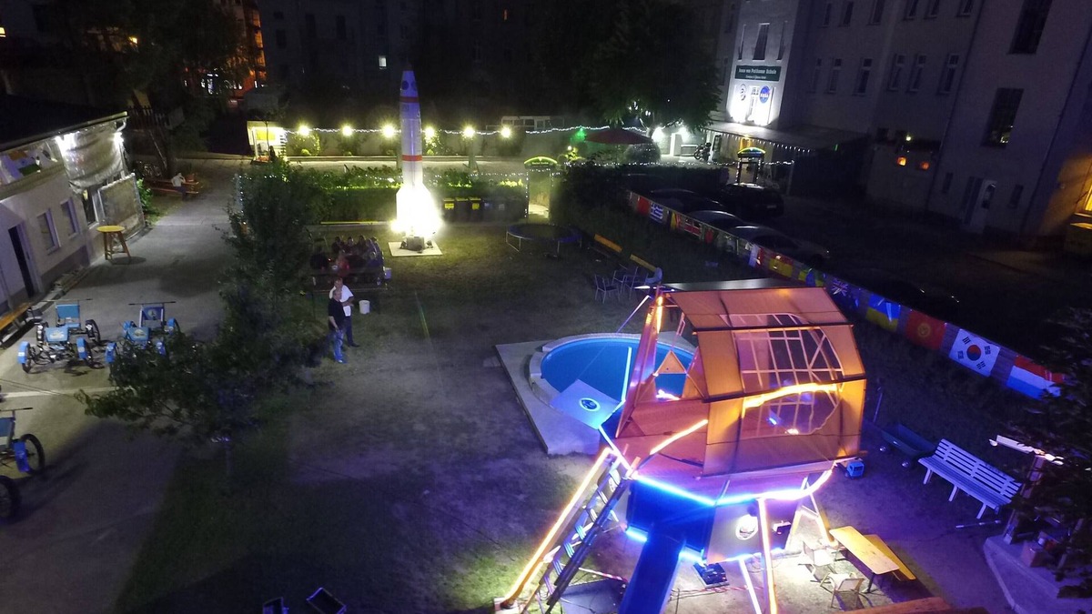 Anger-Crottendorf Hotel | Space Hotel - Campus der Jesco von Puttkamer Schule