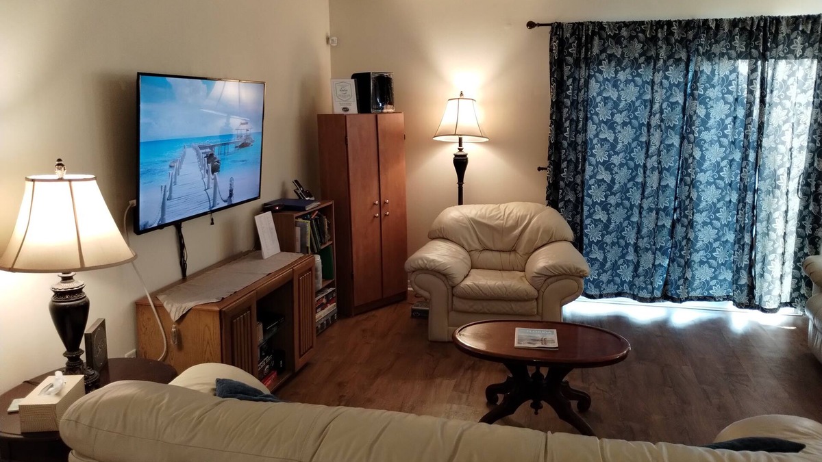 Titusville House | Spacecoast House in Quiet Neighborhood