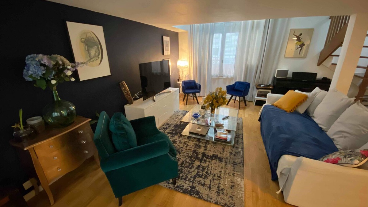 Belleville Apartment | Spacieux Duplex de 70m2 Entièrement Équipé à Oberkampf