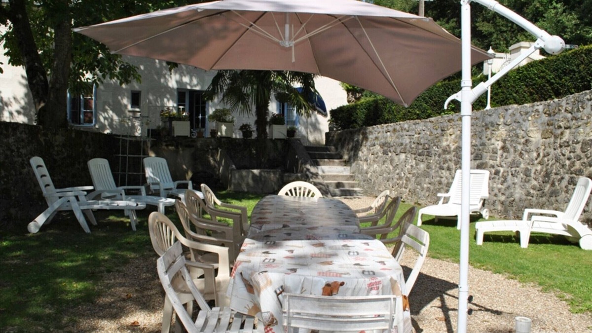 Blere Cottage | Spacieux gîte familial avec jeux, cheminée et jardin, proche des châteaux et du zoo de Beauval