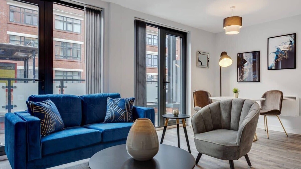 Bordesley Apartment | Spacious 1 Bedroom Flat in the Heart of Birmingham