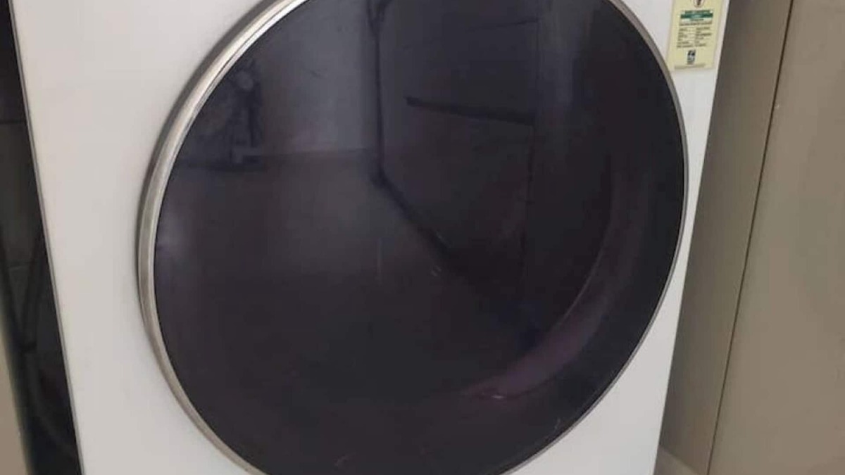 Thane West Apartment | Spacious 1BHK Hiranandani Estate