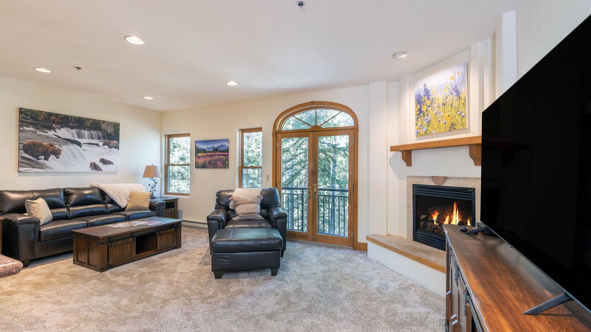 Mountain Village Condo | Spacious 2 BDR Mountain Village Condo at Bear Creek Lodge