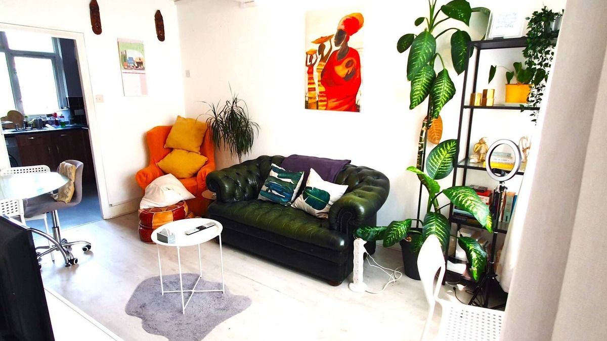 Gascoigne Apartment | Spacious 2-Bedroom Home with Garden in Barking