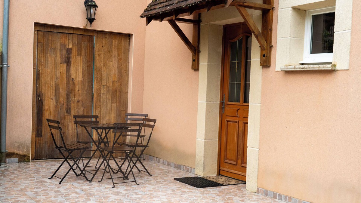 Belleme Apartment | Spacious 2 bedroom apartment with terrace - Golf de Bellême